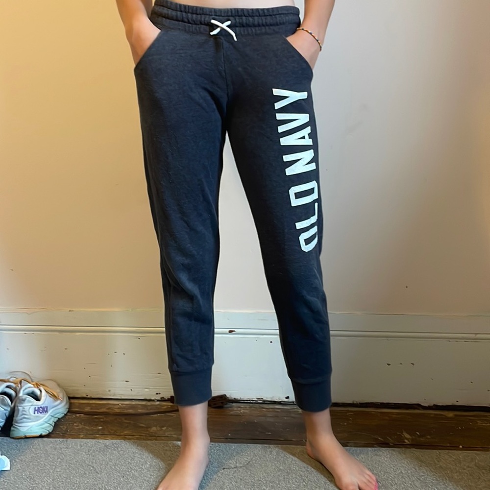 modeled by a 5'3 woman's XS model